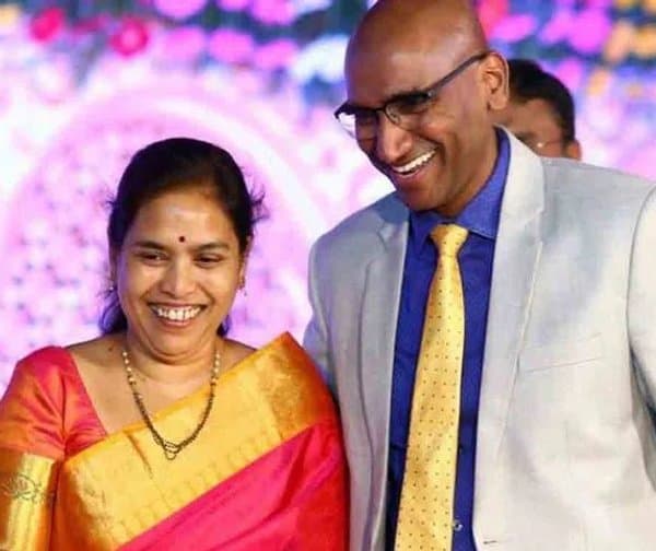 ప్రవీణ్ కుమార్ సతీమణి లక్ష్మీభాయి బదిలీ - Udayam Digital