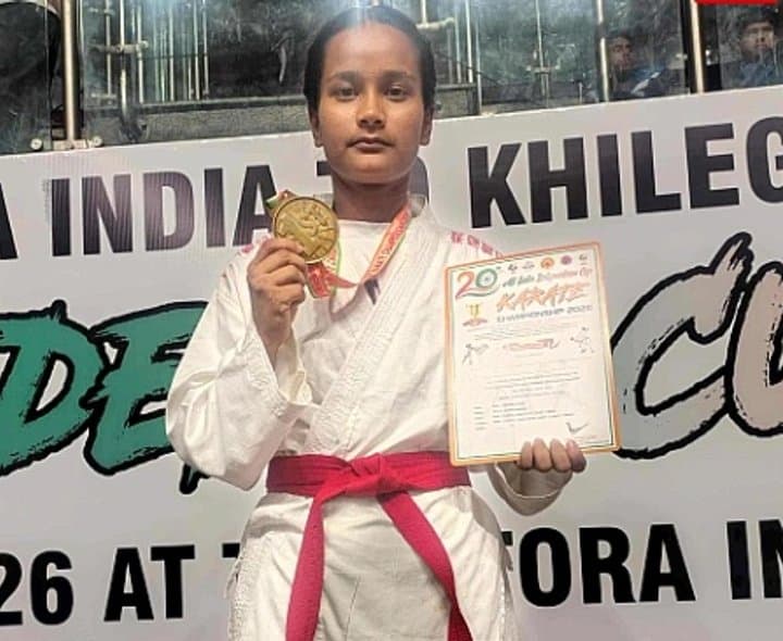 వరదను జయించి పసిడి పతకం