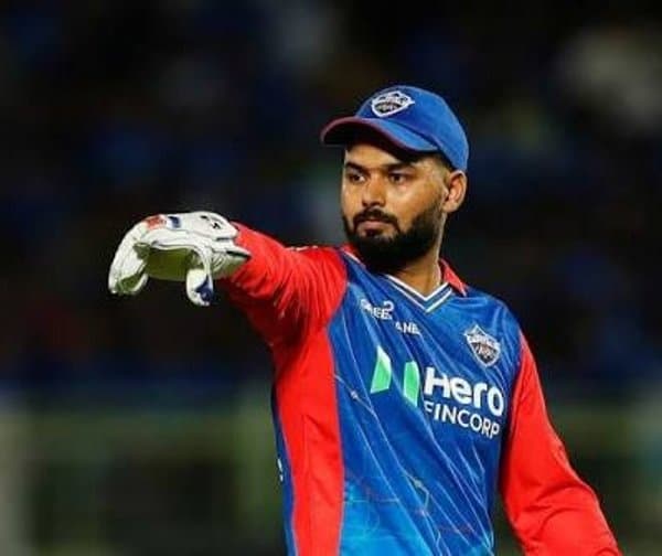ఐపీఎల్ ట్రేడింగ్ సంచలనం: పాతగూటికి రిషబ్ పంత్