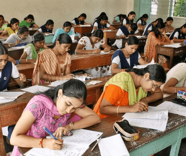 ఇంటర్‌ సప్లిమెంటరీ ఫీజు గడువు పొడిగింపు: మే 4 చివరి తేదీ - Udayam Digital