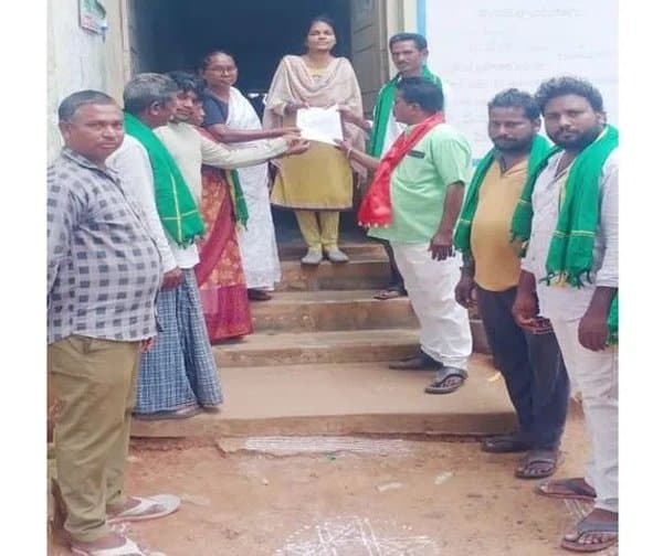 రైతుల సమస్యలు పరిష్కరించాలి