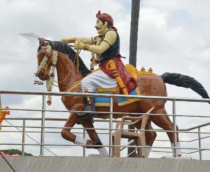 సూర్యాపేటలో పాపన్న విగ్రహం ఏర్పాటు చేయాలి