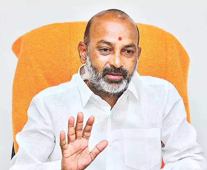 కేటీఆర్‌పై బండి సంజయ్‌ ఫైర్‌