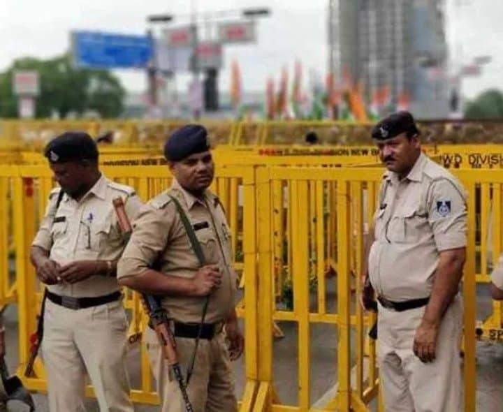 డబ్బు కోసం బాలుడి దారుణ హత్య