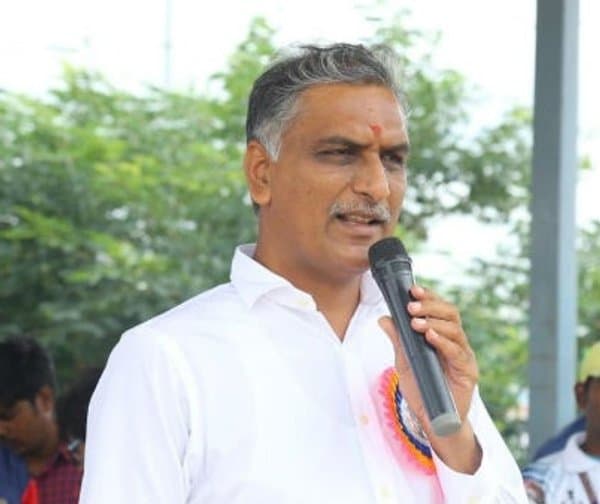 తుంగభద్ర జలాల విషయంలో వెనక్కి తగ్గాలి - Udayam Digital