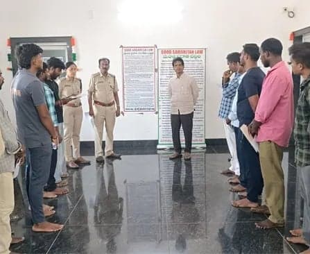 ప్రమాద బాధితులకు నజరానా