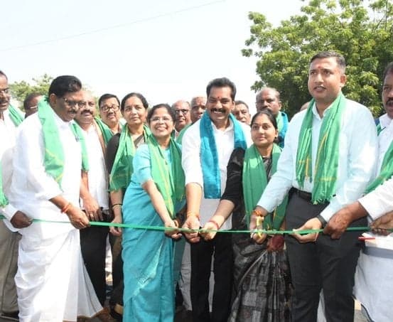 ఆదిలాబాద్‌లో 2026- 27 పత్తి కొనుగోళ్లు ప్రారంభం