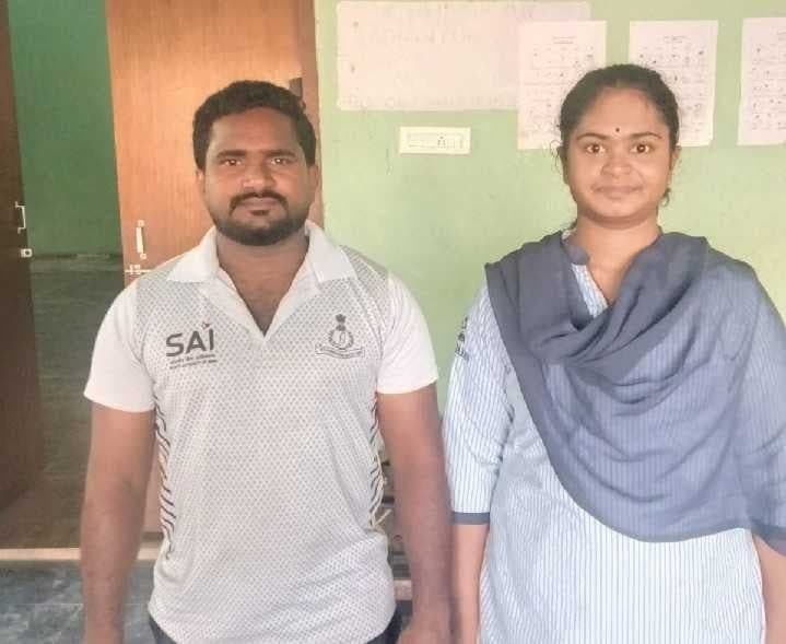 రాష్ట్ర స్థాయి వెయిట్‌లిఫ్టింగ్‌కు చిన్మయి ఎంపిక - Udayam
