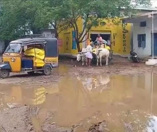 తాంసి ప్రభుత్వ కార్యాలయాల్లో నీటి సమస్య - Udayam Digital