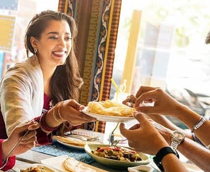 స్థానిక రుచులే లక్ష్యం.. ఫుడ్‌ టూరిజం - Udayam