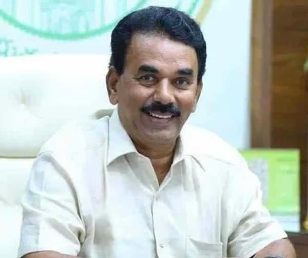 భువనగిరి ఖిల్లాకు పూర్వవైభవం: మంత్రి జూపల్లి
