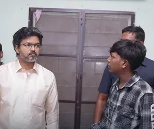 హాస్టల్‌ను తనిఖీ చేసిన సీఎం విజయ్
