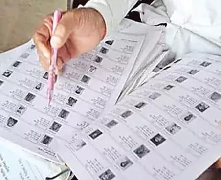 మండలాల్లో ఓటర్ల జాబితా