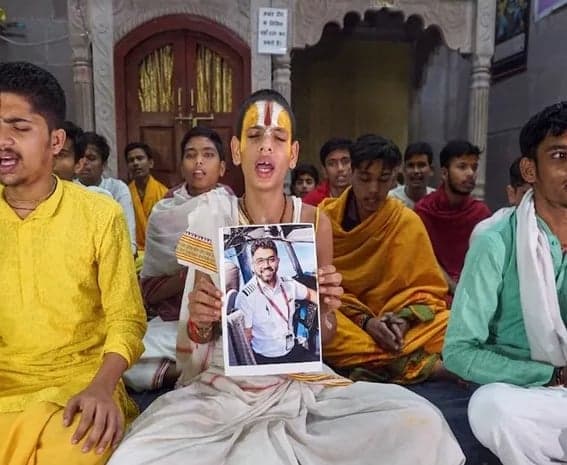 నేషనల్ హీరో స్మిత్! - Udayam