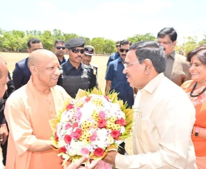 యోగి ఆదిత్యనాథ్‌కు మంత్రి నారాయణ స్వాగతం - Udayam