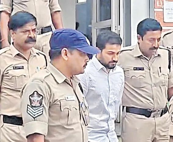 నూకరాజు కుటుంబ ఆత్మహత్య కేసు