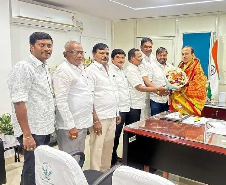 గోదాముల్లో స్థలాల కోసం రైస్ మిల్లర్ల డిమాండ్