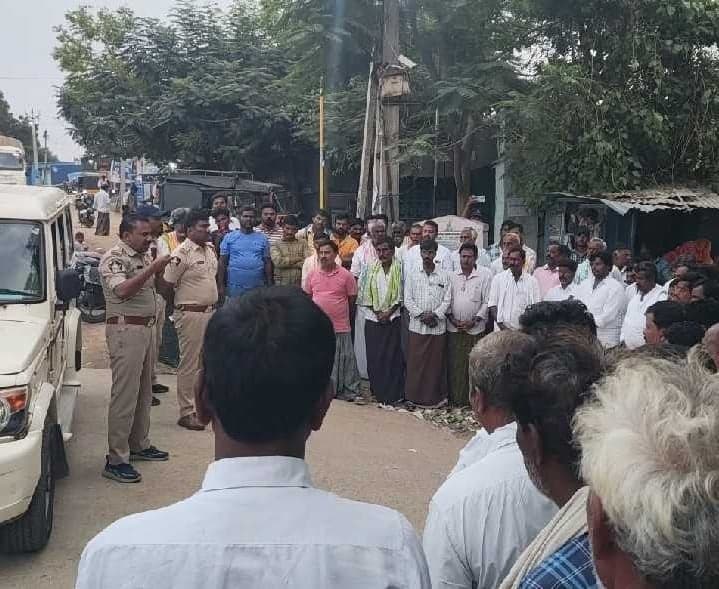 ఎన్నికల అక్రమాలపై పోలీసుల హెచ్చరిక - Udayam