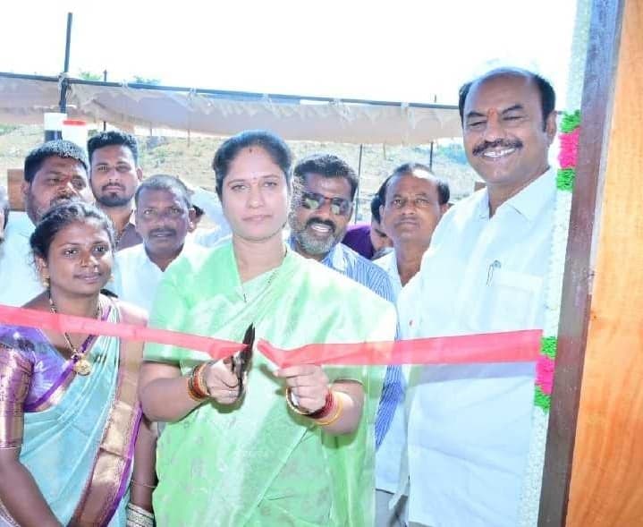 పేదల సొంతింటి కల నెరవేరింది: ఎమ్మెల్యే - Udayam