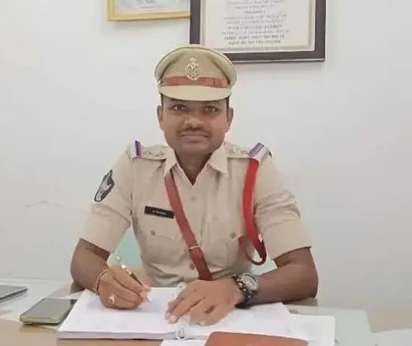 సింగనమల నూతన ఎస్సైగా కె. ప్రసాద్ నియామకం - Udayam Digital
