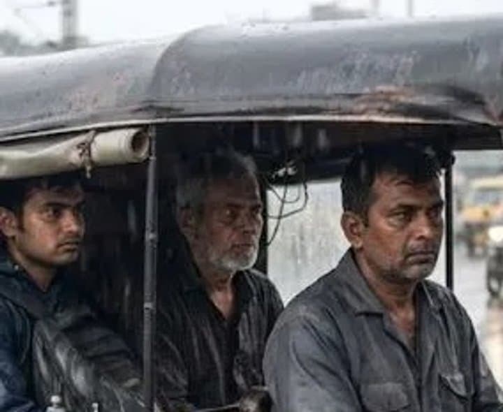కష్టాల్లోనూ ఆటోడ్రైవర్ నిజాయితీ