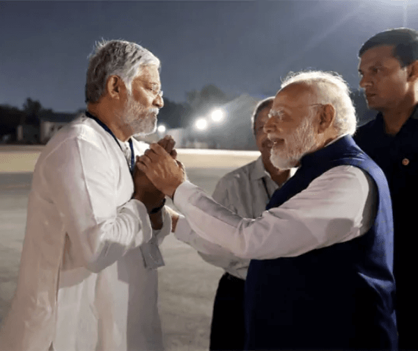 మోదీని ముట్టుకున్నా.. నా జన్మ ధన్యం: తనికెళ్ల భరణి