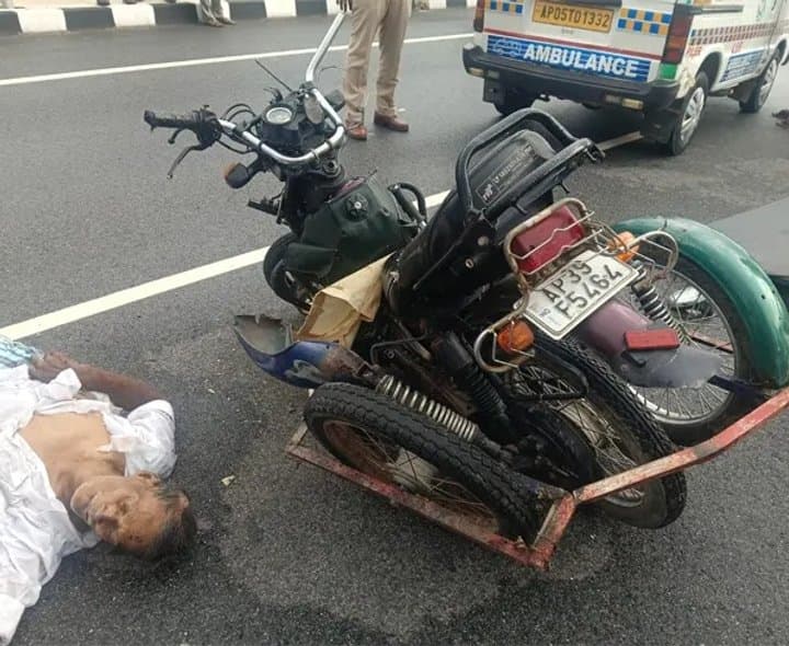 జాతీయ రహదారిపై రోడ్డు ప్రమాదం