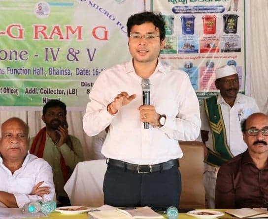 అర్హులందరికీ ఉపాధి కల్పించాలి: కలెక్టర్