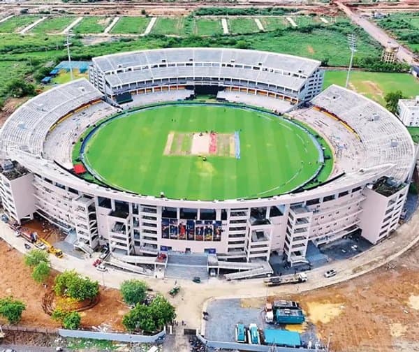 అమరావతిలో ‘ఏపీఎల్’ చివరి దశ: రామ్‌చరణ్ ముఖ్య అతిథి