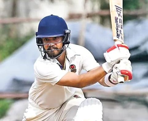 రంజీలో విజయ్‌, సౌరభ్‌ విజృంభణ