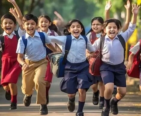 ఏపీలో దసరా సెలవులపై విద్యాశాఖ కీలక ప్రకటన
