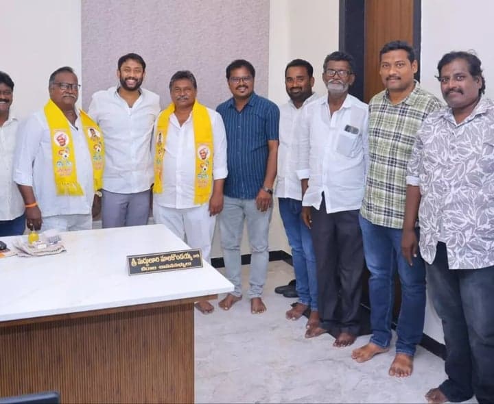చీరాల టీడీపీలో చేరికలు - Udayam