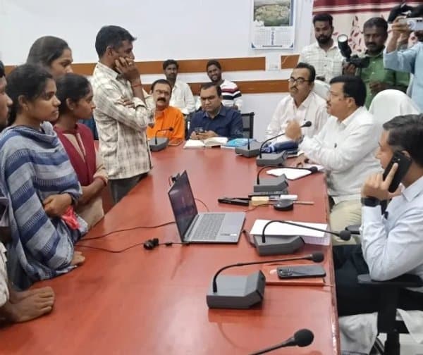 ప్రజావాణిలో వినతుల స్వీకరణ