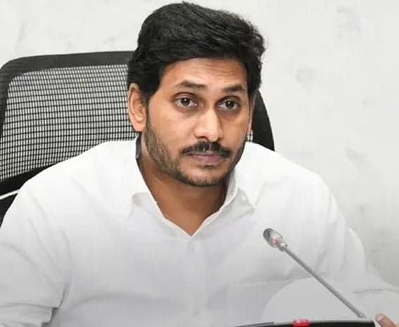 రోడ్డు ప్రమాదంపై జగన్ శోకం
