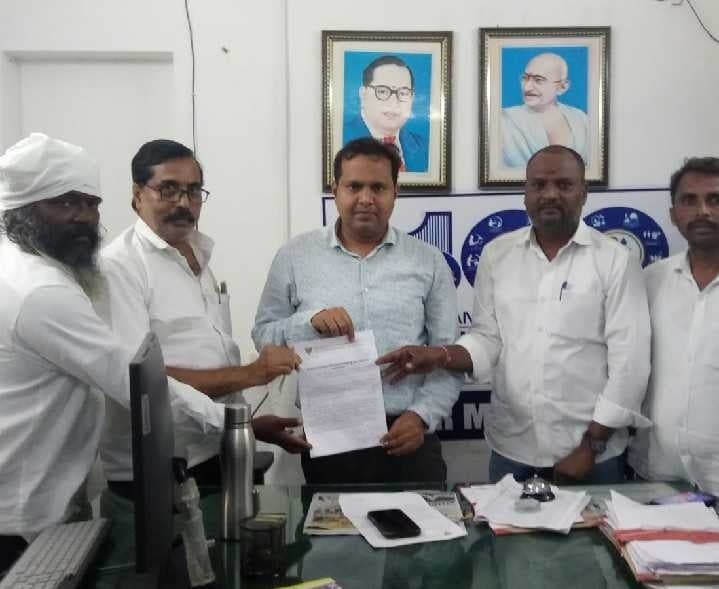 మున్సిపల్‌ స్థలాల ఆక్రమణపై బీజేపీ ఫిర్యాదు - Udayam