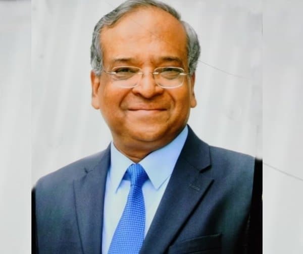 ఏసీ పేలి మాజీ ఐఏఎస్ మృతి - Udayam Digital