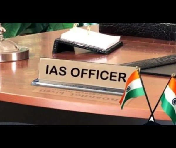 ఐదుగురు సీనియర్లకు ఐఏఎస్ హోదా