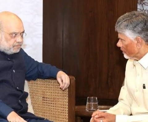 అర్నబ్ తుఫాన్ నష్టాన్ని అమిత్ షాకు వివరించిన చంద్రబాబు