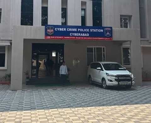 డిజిటల్ అరెస్ట్ పేరుతో రూ.15.70 లక్షల మోసం