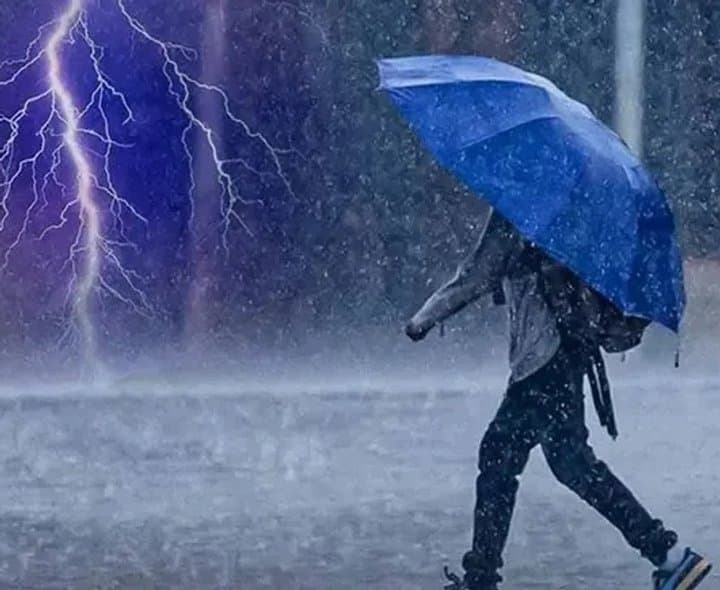 నేడు పలు జిల్లాల్లో ఉరుములతో వర్షాలు