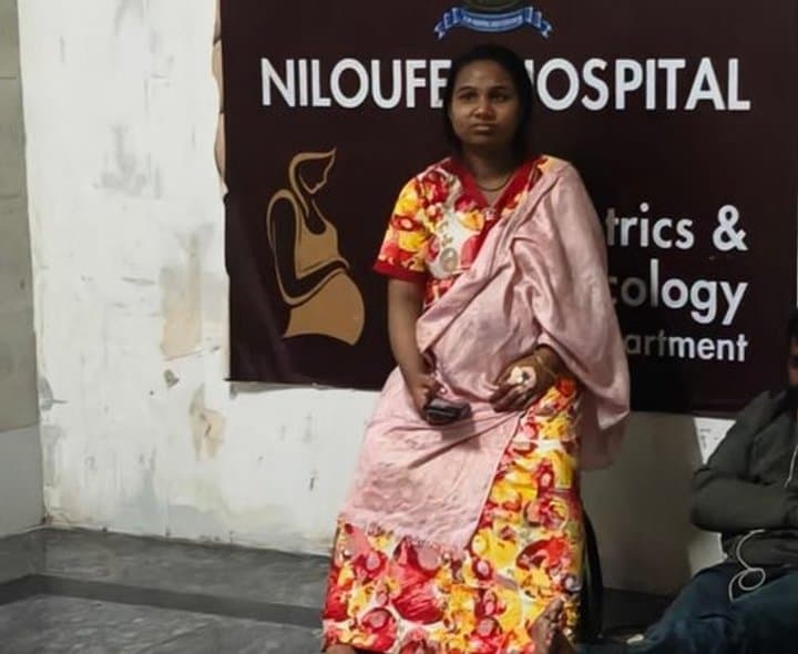 నిలోఫర్‌లో బెడ్ల కొరత.. గర్భిణీల నిరీక్షణ