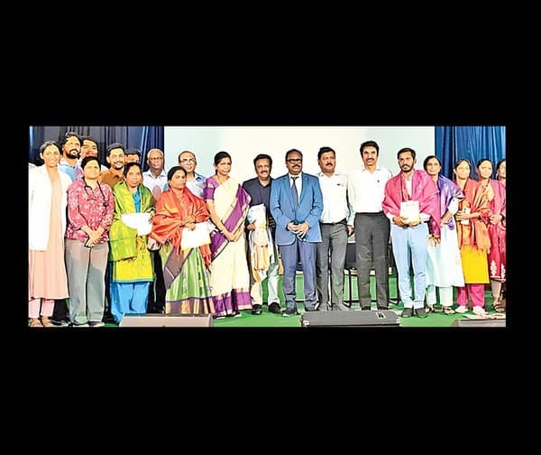 ఉస్మానియా వైద్యుల ఘన సత్కారం