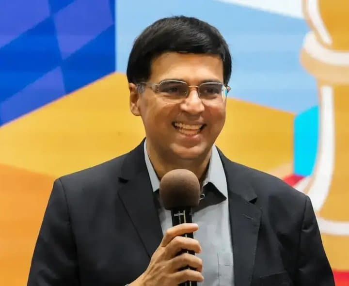 ఫైడ్ తాత్కాలిక అధ్యక్షుడిగా విశ్వనాథన్ ఆనంద్ బాధ్యతలు
