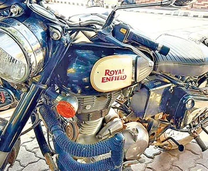తిరుమలలో నంబర్ ప్లేట్ లేని బైక్ కలకలం - Udayam