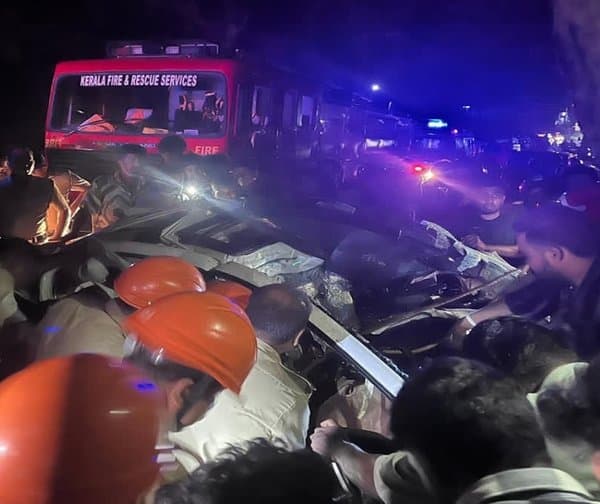 కన్నూర్‌లో ఘోర ప్రమాదం: నలుగురు మృతి
