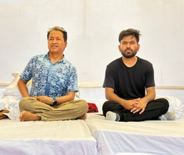 సోనమ్ వాంగ్‌చుక్ నిరాహార దీక్ష