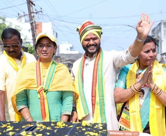 కూటమి తరఫున కేంద్ర మంత్రి ప్రచారం
