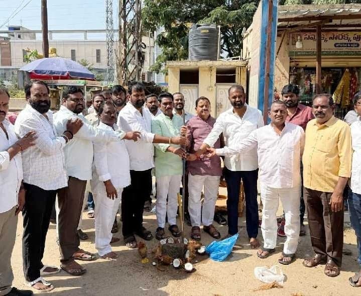బహదూర్‌పల్లిలో రూ.32 లక్షల డ్రైనేజీ పనులు - Udayam