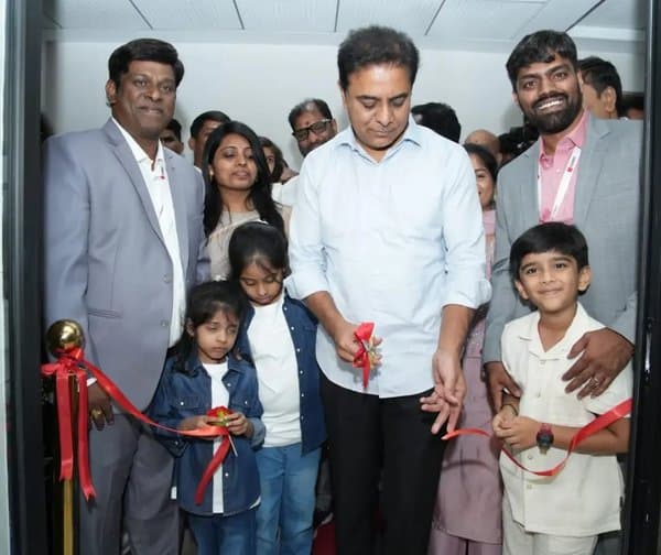OZRIT నూతన కార్యాలయాన్ని ప్రారంభించిన కెటిఆర్