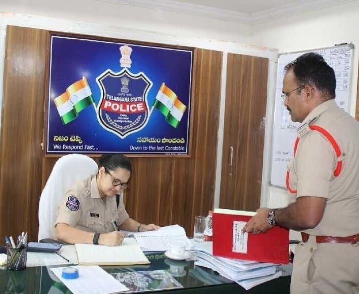 కుటుంబ సమస్యలు సామరస్యంగా పరిష్కరించాలి